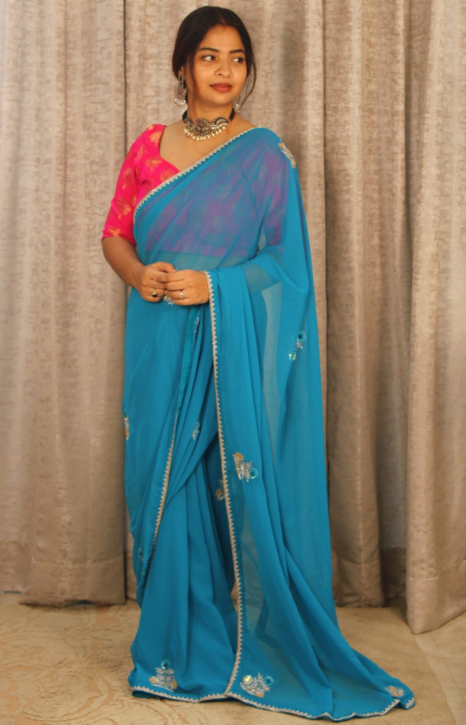 Georgette flower motif saree